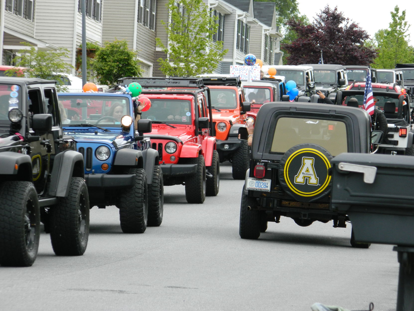 Troutman Jeep parade (56).JPG